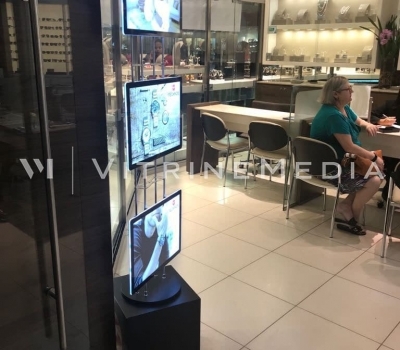Painel de LED VitrineMedia versão móvel – Modelo VM BOX – Technos Brasil